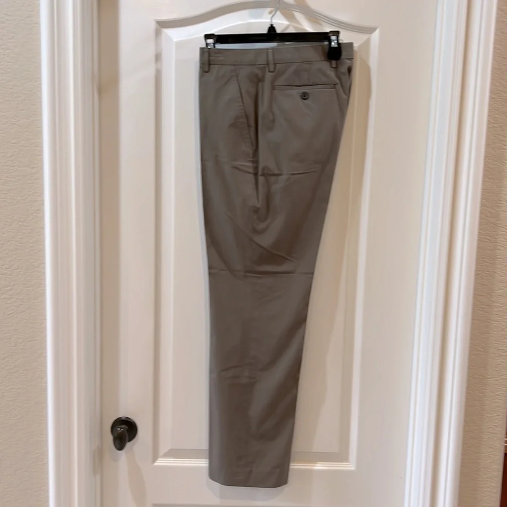 Banana Republic pants rear